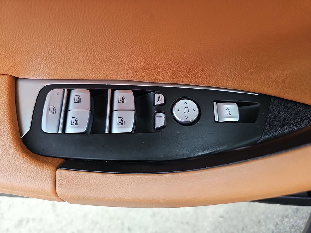 Used 2023 BMW X3 sDrive30i w/ Premium Package image 32