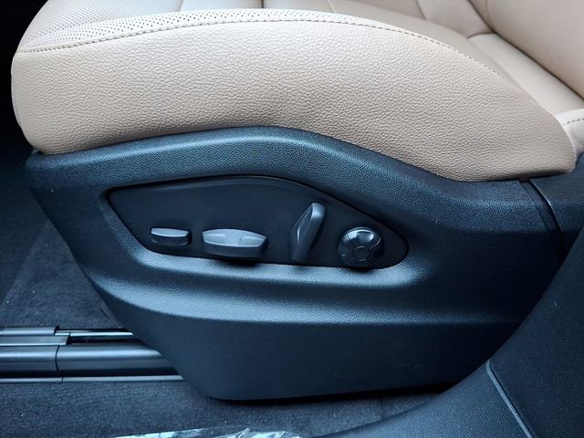 New 2026 Porsche Cayenne AWD/4WD image 14