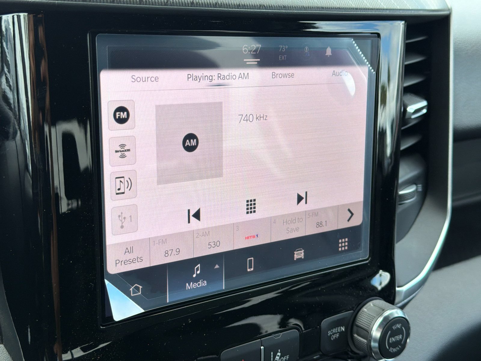 New 2026 RAM 1500 Express AWD/4WD image 17
