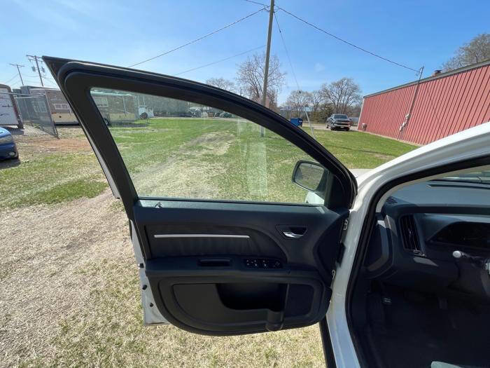 Used 2010 Dodge Journey SXT w/ Flexible Seating Group FWD image 22