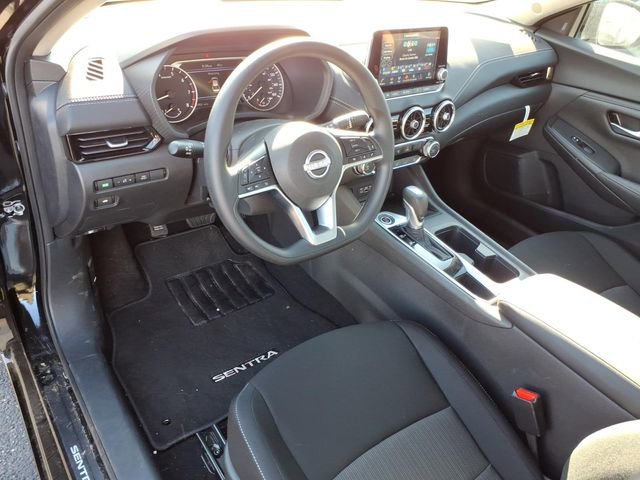 Certified 2025 Nissan Sentra SV w/ Trunk Package image 9