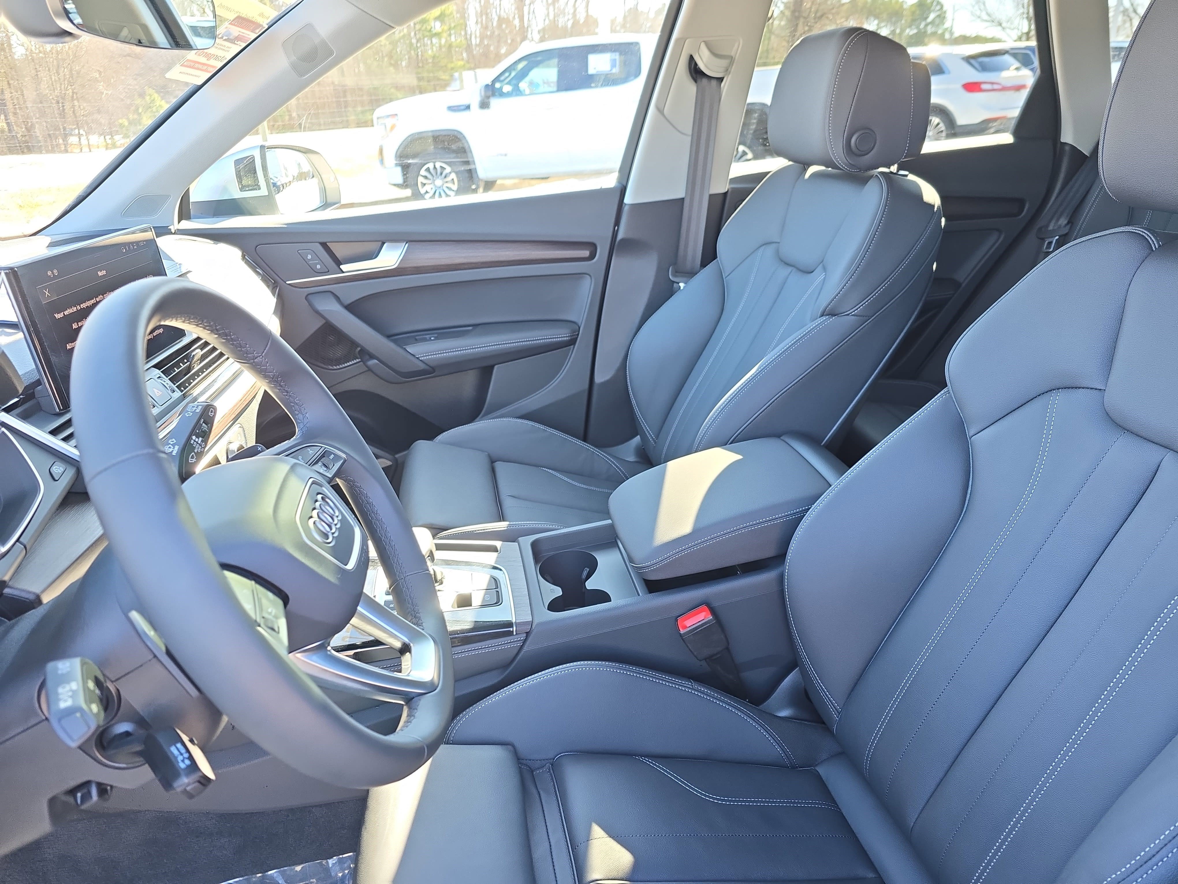 Certified 2025 Audi Q5 2.0T Premium Plus w/ Premium Plus Package image 15