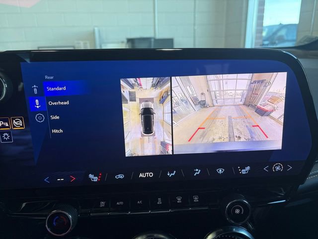 Used 2025 Chevrolet Blazer EV LT image 25