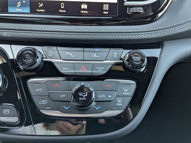 New 2026 Chrysler Pacifica Select FWD image 14