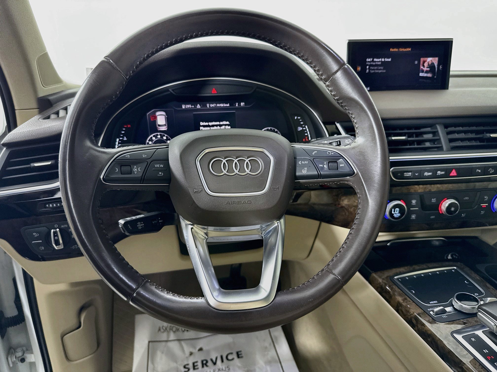 Used 2018 Audi Q7 3.0T Premium Plus w/ Premium Plus Package AWD/4WD image 12