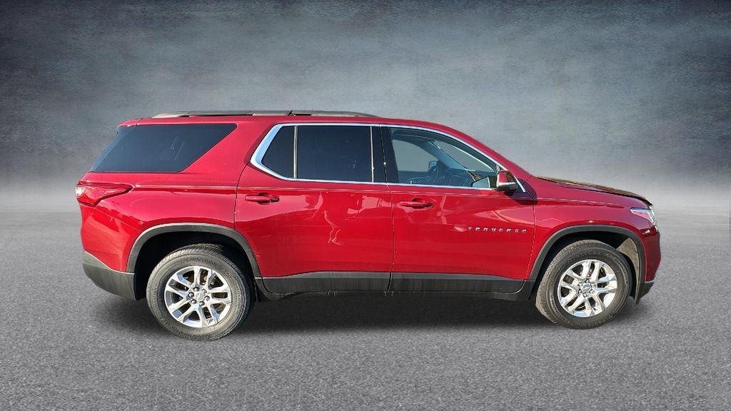 Used 2021 Chevrolet Traverse LT FWD image 32