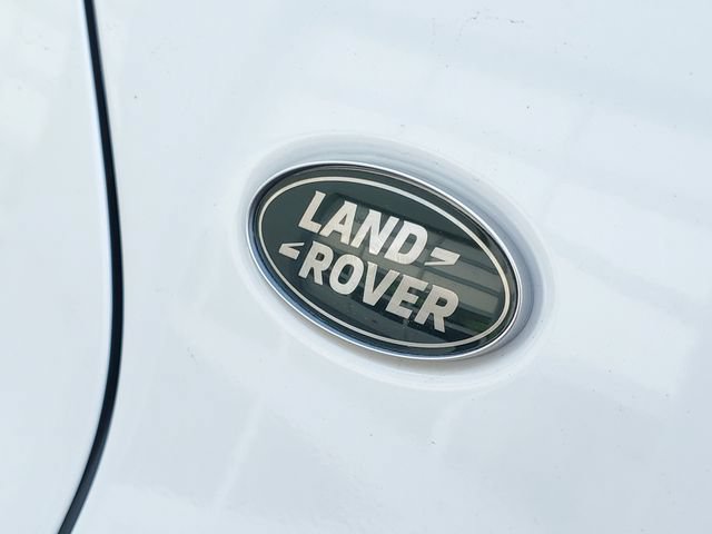 New 2026 Land Rover Discovery Sport Landmark AWD/4WD image 8