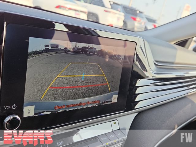 Used 2025 Toyota Camry LE FWD image 8