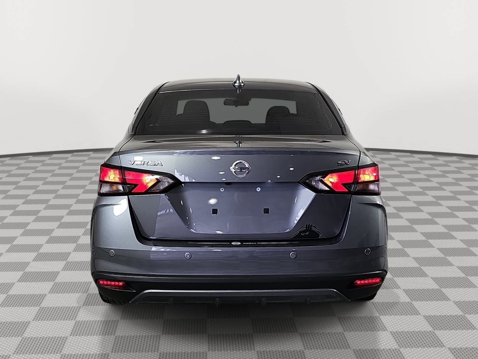 Used 2022 Nissan Versa SV w/ Trunk Package FWD image 7