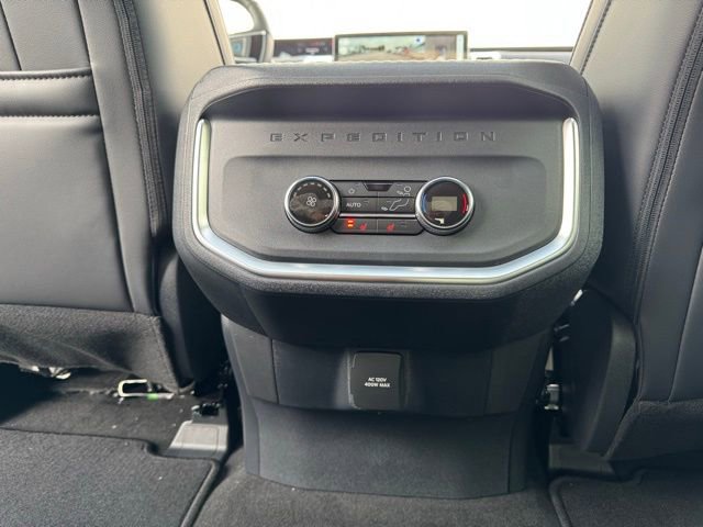 New 2025 Ford Expedition Platinum image 20
