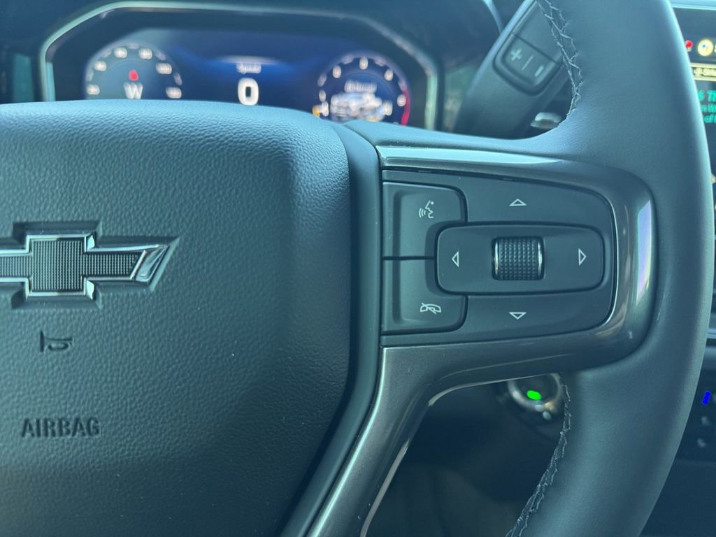 Used 2026 Chevrolet Silverado 2500 ZR2 AWD/4WD image 28