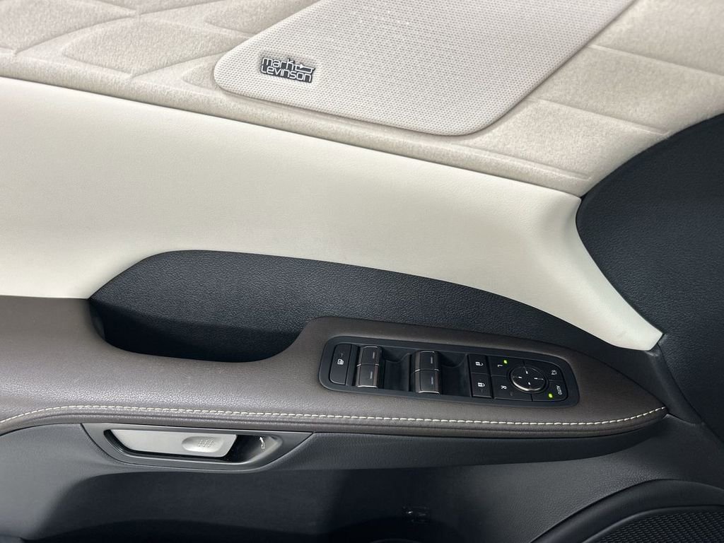 Used 2023 Lexus RX 350 AWD w/ Accessory Package image 11