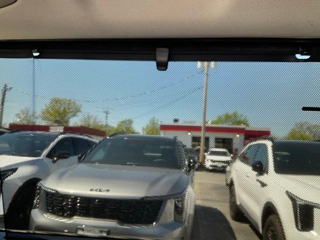 Certified 2017 Kia Sedona EX image 48