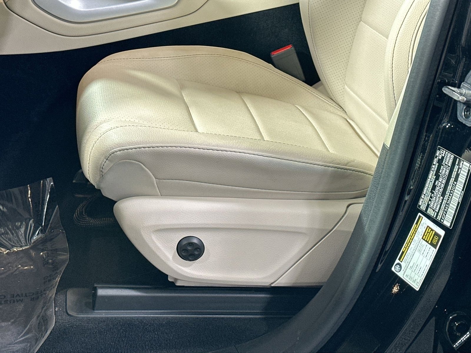 Used 2021 Mercedes-Benz GLS 450 4MATIC image 14