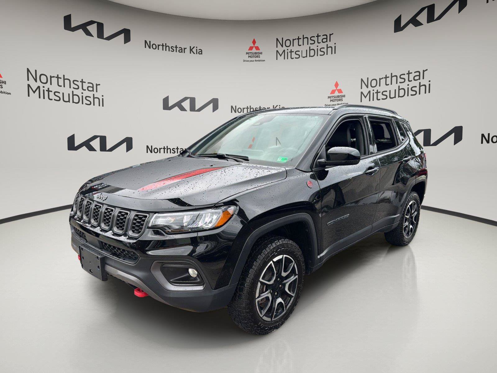Used 2024 Jeep Compass Trailhawk