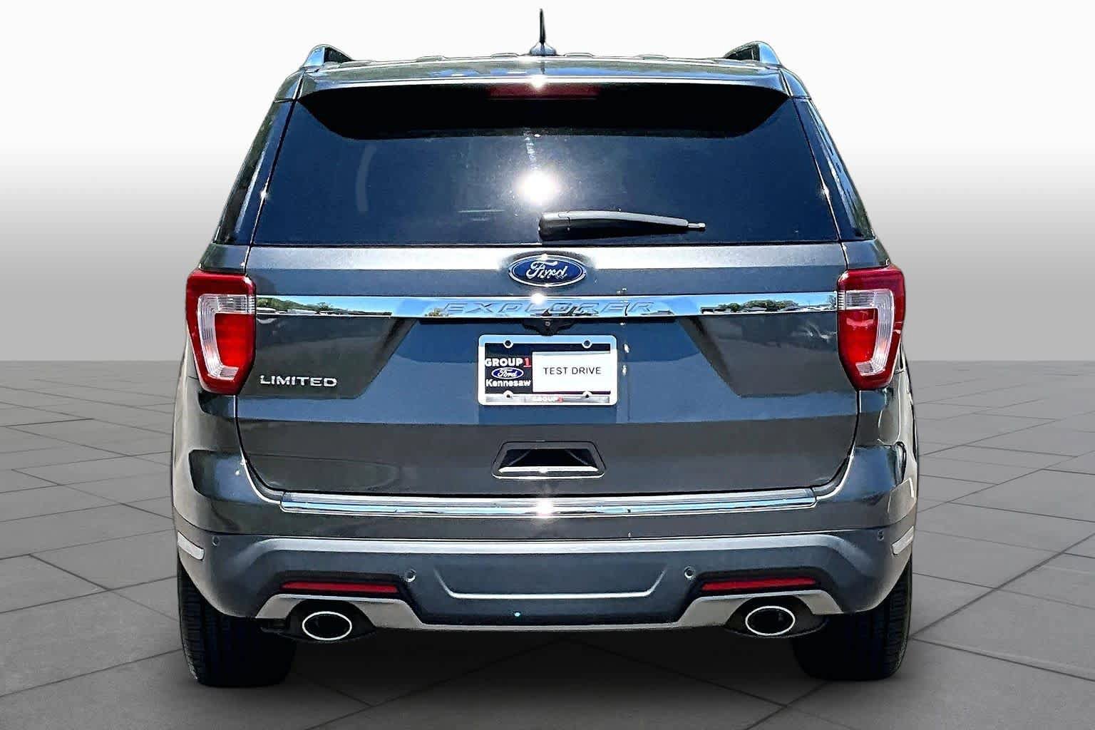 Used 2018 Ford Explorer Limited FWD image 5