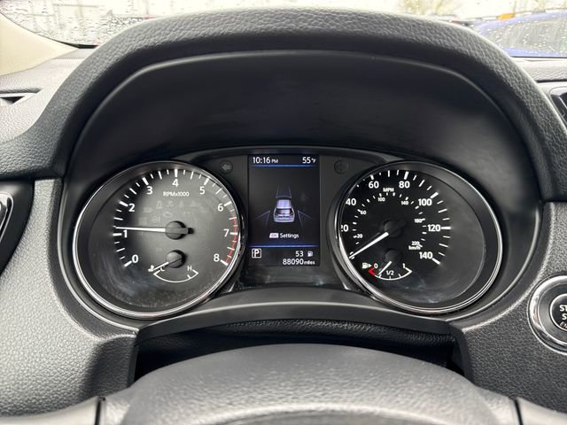 Used 2020 Nissan Rogue SV image 12