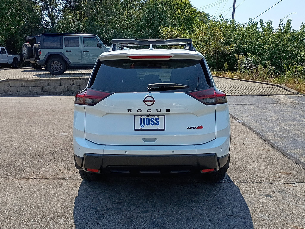 Used 2025 Nissan Rogue SV w/ Rock Creek Premium Package AWD/4WD image 4