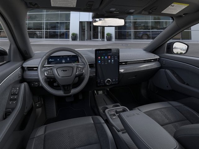 Used 2025 Ford Mustang Mach-E GT image 9