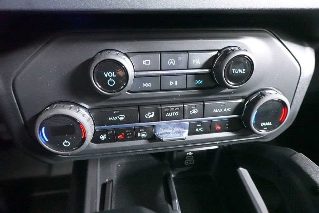 New 2026 Ford Bronco Badlands AWD/4WD image 16