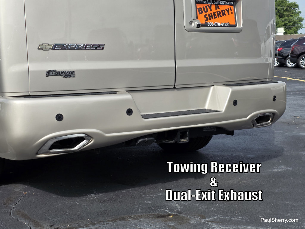 Used 2023 Chevrolet Express 2500 RWD image 17