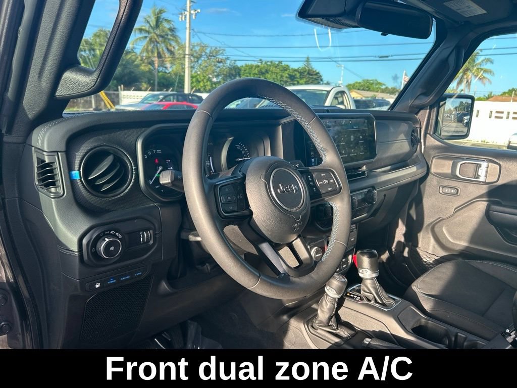 Used 2024 Jeep Wrangler Unlimited Rubicon 4xe AWD/4WD image 11