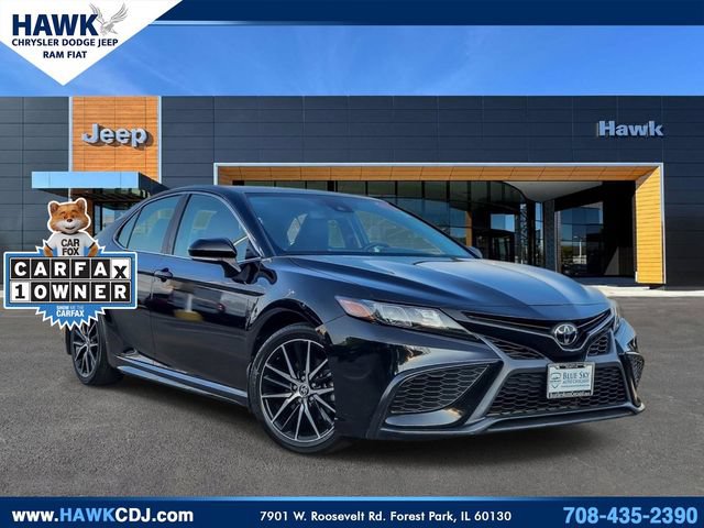 Used 2023 Toyota Camry SE