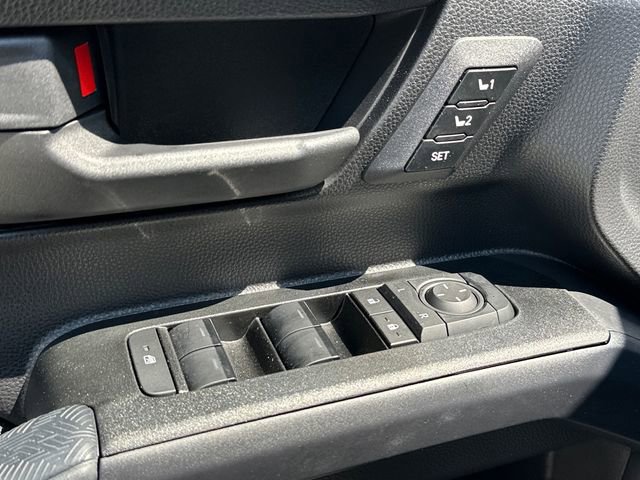 Used 2025 Toyota 4Runner TRD Off-Road Premium image 15