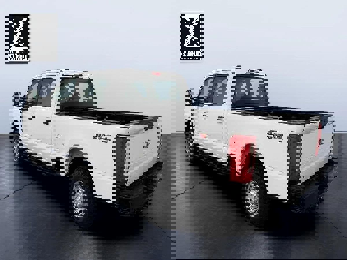 Used 2024 Ford F350 XL image 4