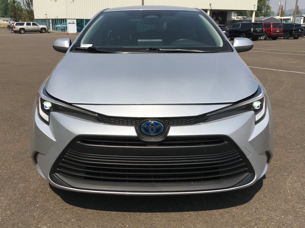 Used 2023 Toyota Corolla LE FWD image 10