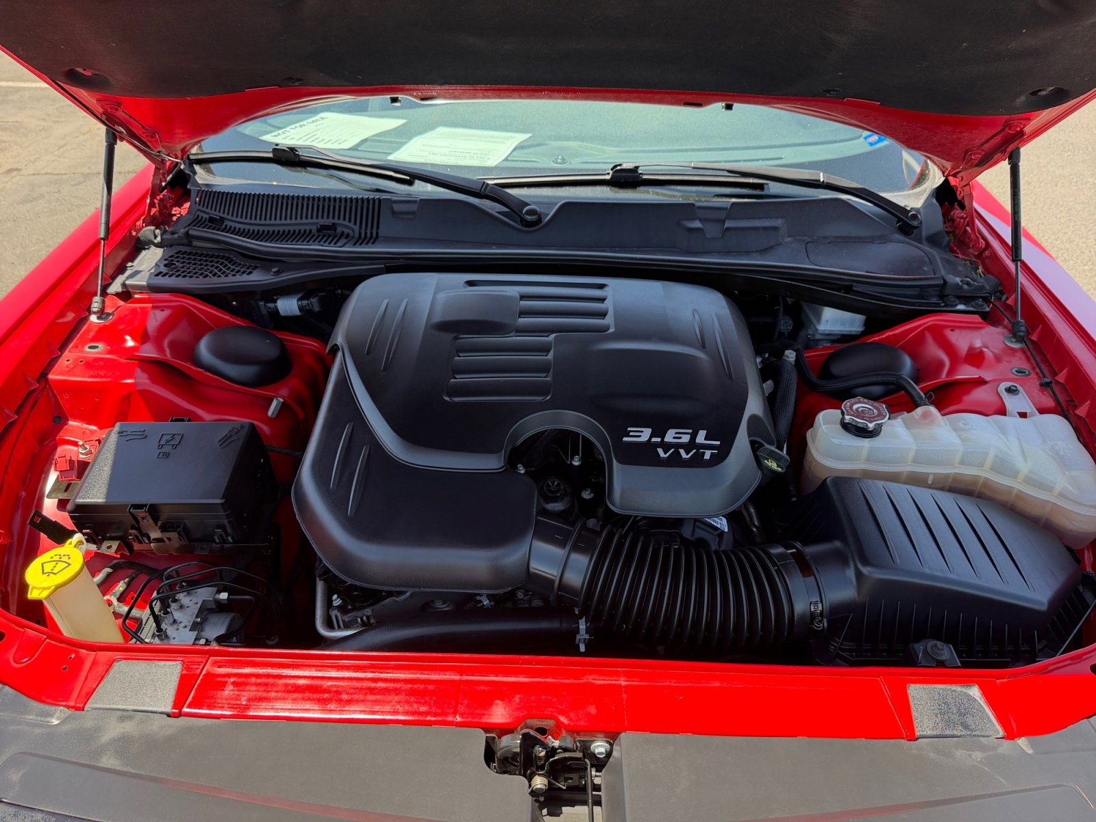 Used 2023 Dodge Challenger SXT RWD image 21