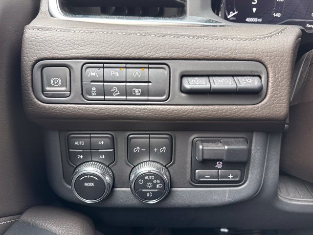 Used 2023 GMC Yukon XL Denali w/ Max Trailering Package AWD/4WD image 25