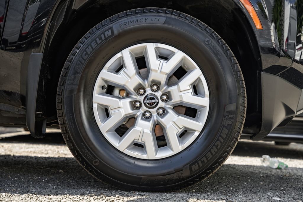 Used 2024 Nissan Frontier SV w/ Technology Package image 13