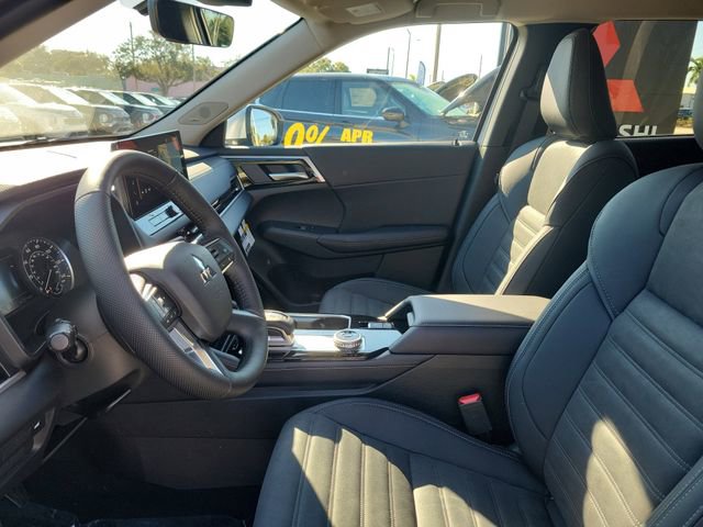 New 2026 Mitsubishi Outlander SE FWD image 19