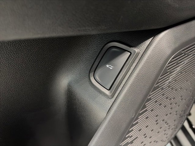 New 2026 Chevrolet Equinox ACTIV w/ Safety and Technology Package image 8