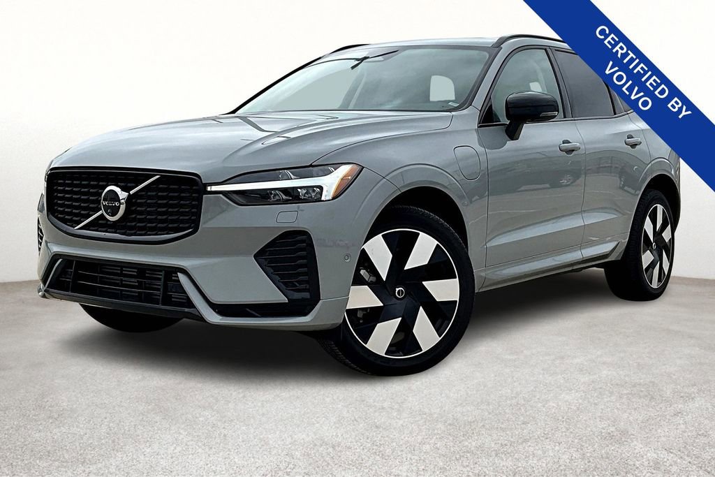 Used 2025 Volvo XC60 T8 Plus w/ Protection Package Premier image 15