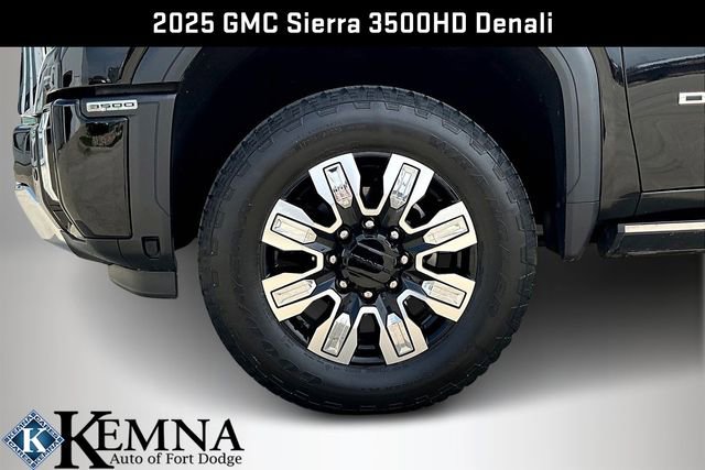 Used 2025 GMC Sierra 3500 Denali w/ Denali Reserve Package AWD/4WD image 42