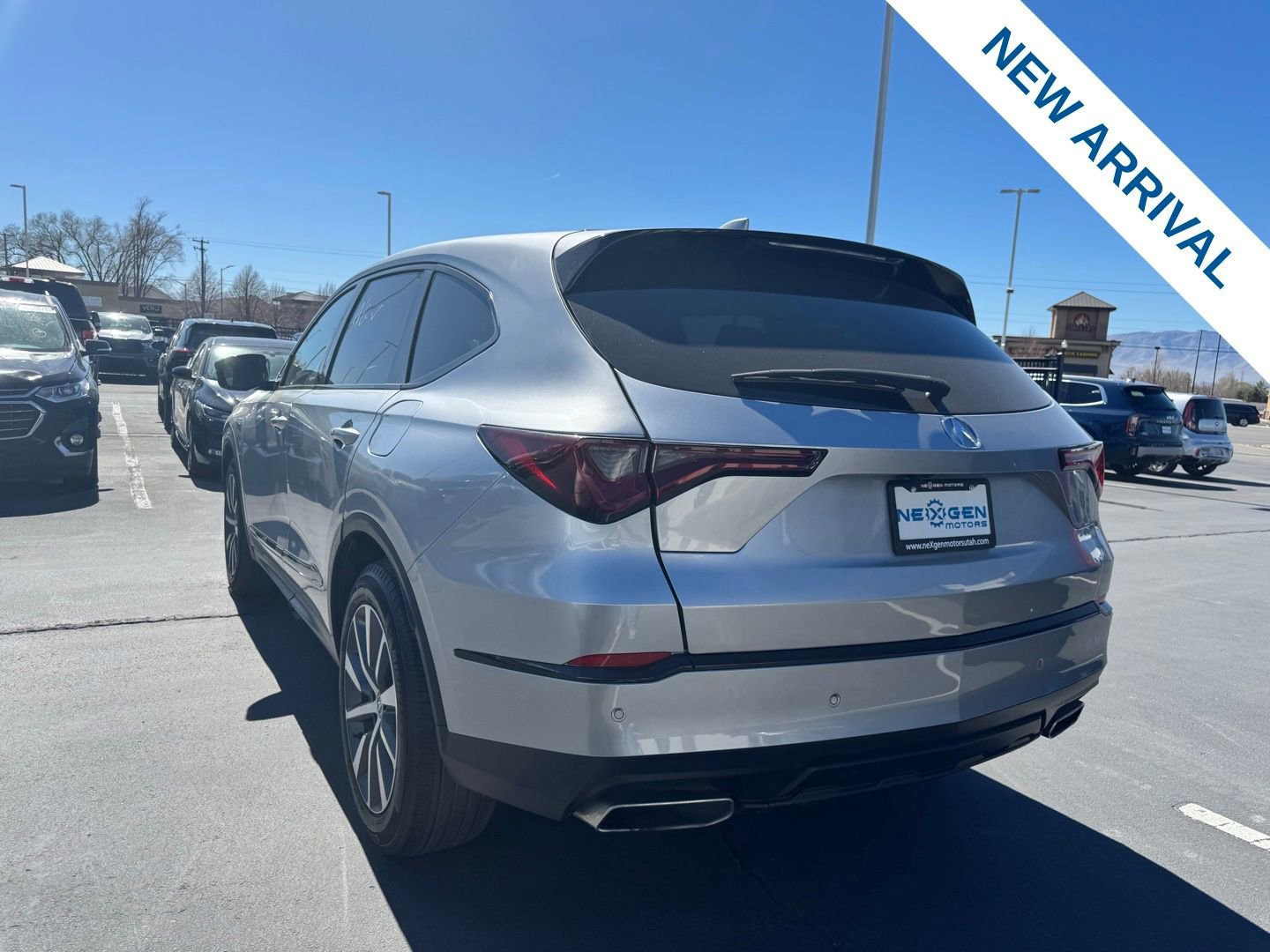Used 2023 Acura MDX A-Spec image 5