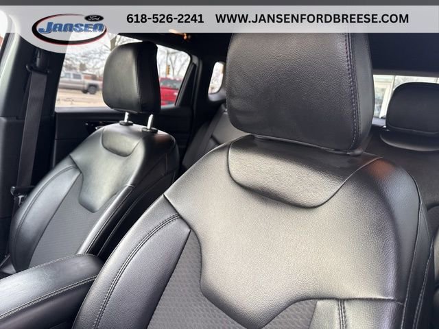 Used 2022 Jeep Compass Latitude AWD/4WD image 10