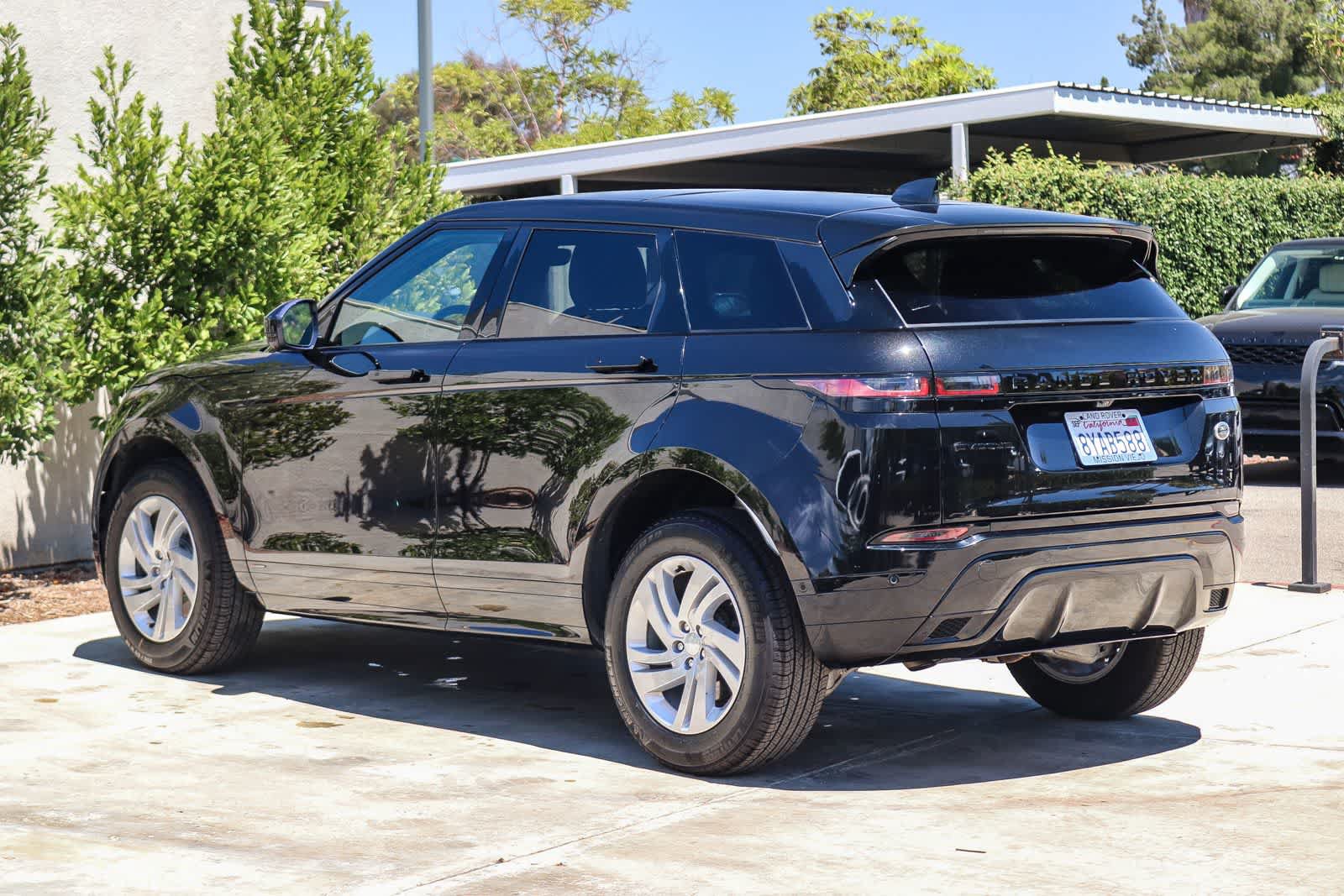 Used 2021 Land Rover Range Rover Evoque R-Dynamic SE AWD/4WD image 4