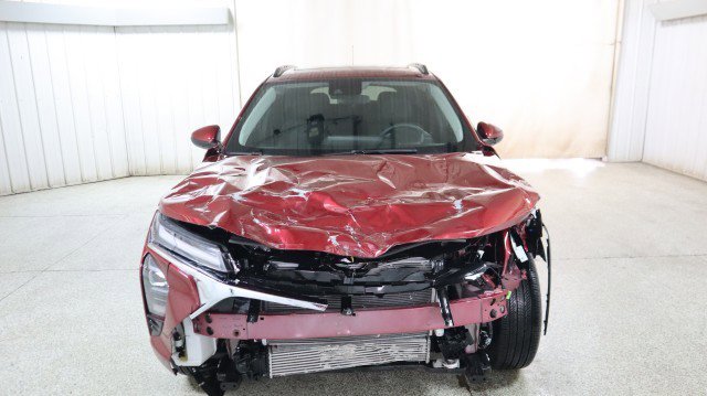 Used 2024 Chevrolet Trax LT w/ Sunroof Package image 7