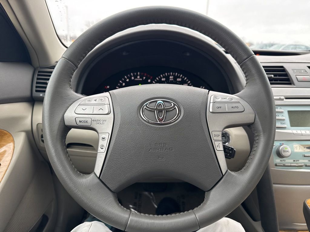 Used 2007 Toyota Camry XLE image 10