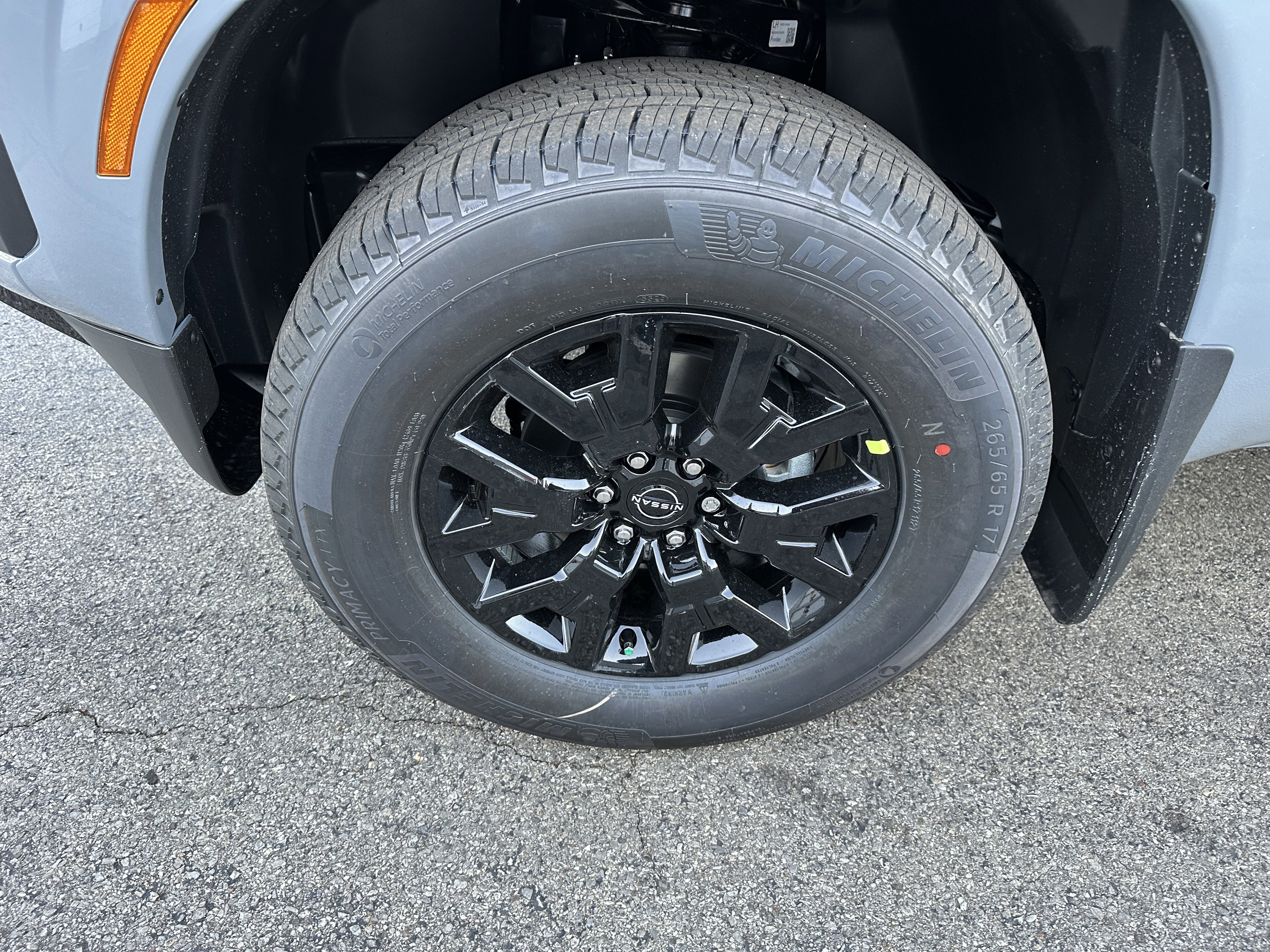 New 2026 Nissan Frontier SV image 14