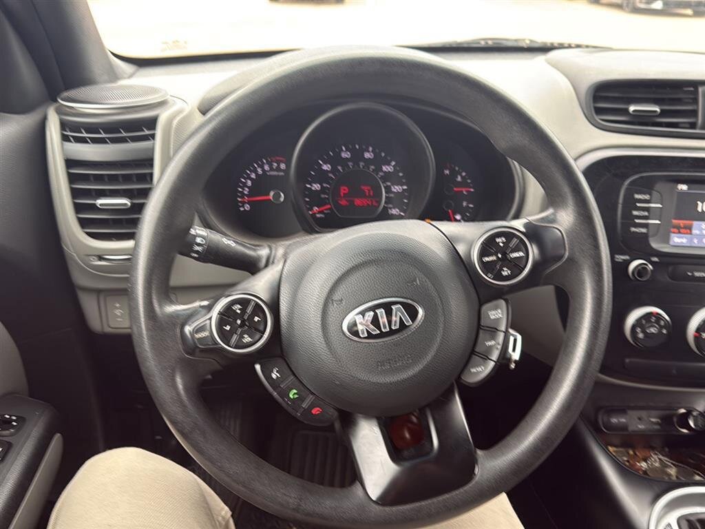 Used 2019 Kia Soul image 3