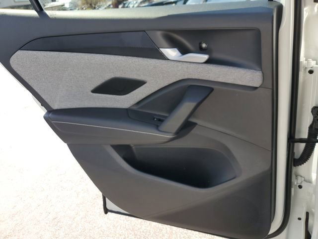 Certified 2025 Volkswagen Tiguan S image 13