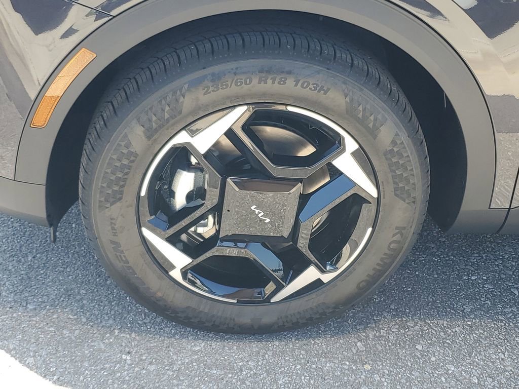 New 2026 Kia Sportage EX FWD image 30