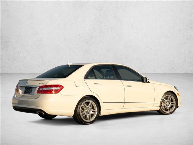 Used 2013 Mercedes-Benz E 550 4MATIC Sedan video 2