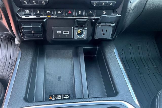 Used 2021 GMC Sierra 2500 SLT w/ SLT Premium Package AWD/4WD image 17