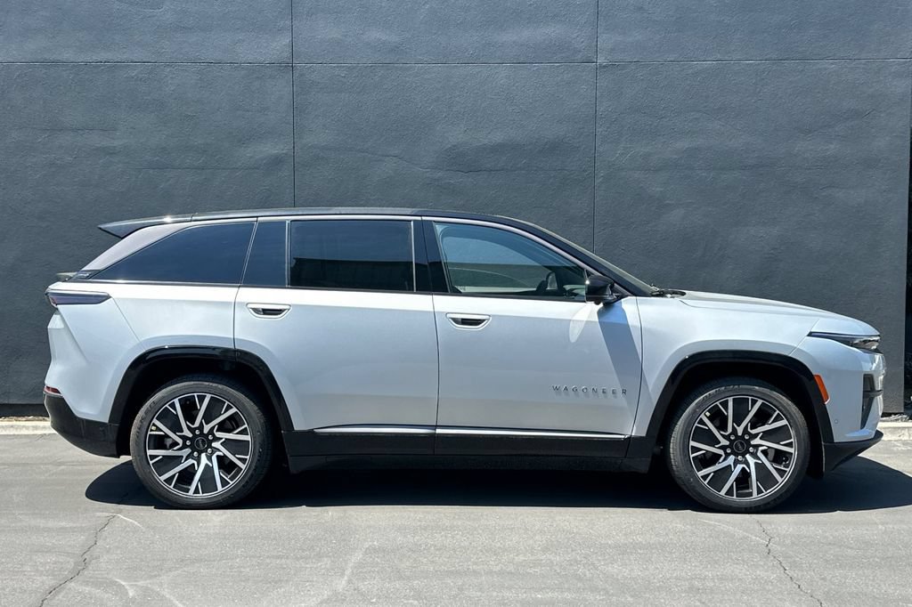 New 2025 Jeep Wagoneer S Limited AWD/4WD image 3