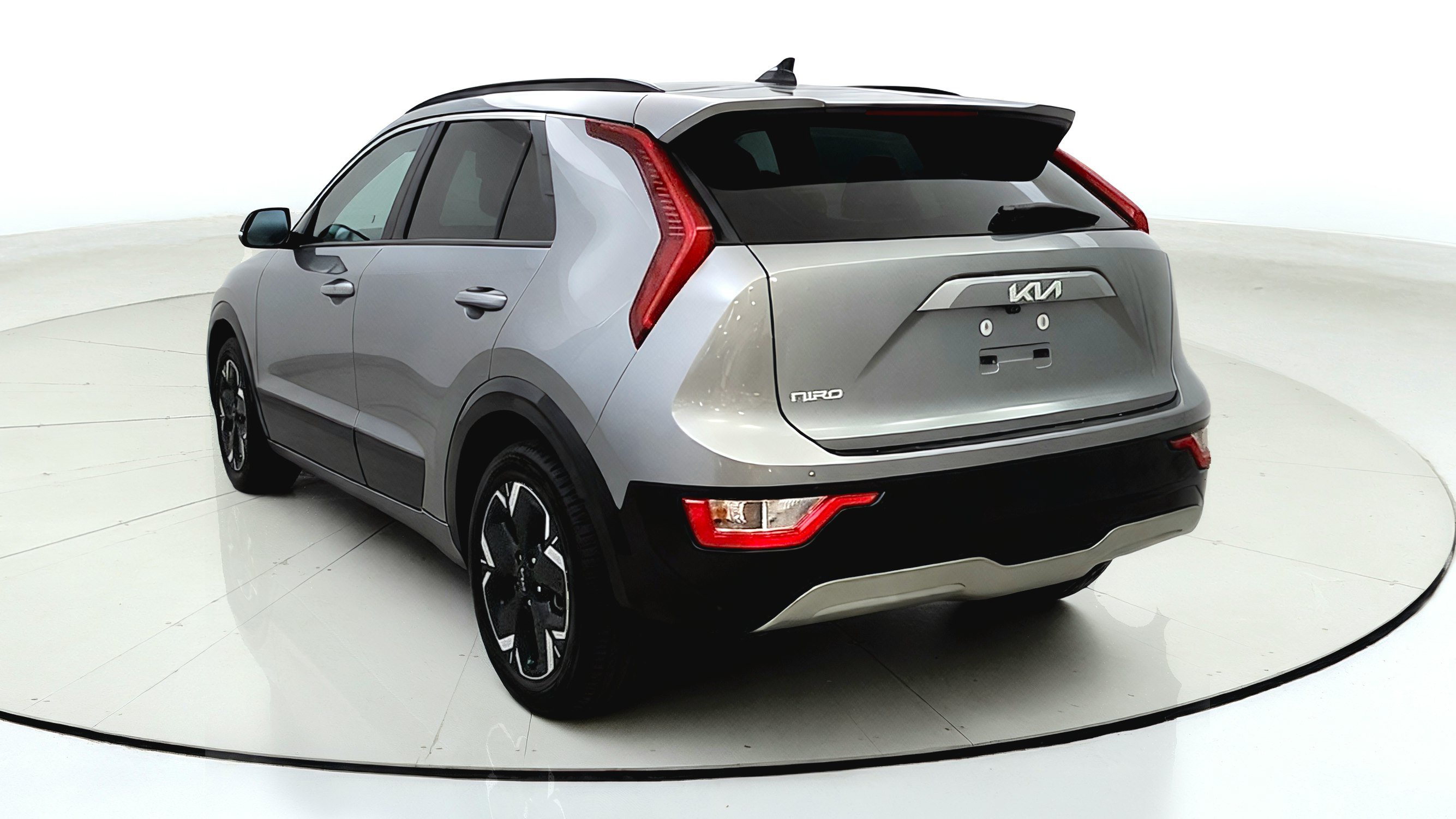 Used 2024 Kia Niro Wind FWD image 5